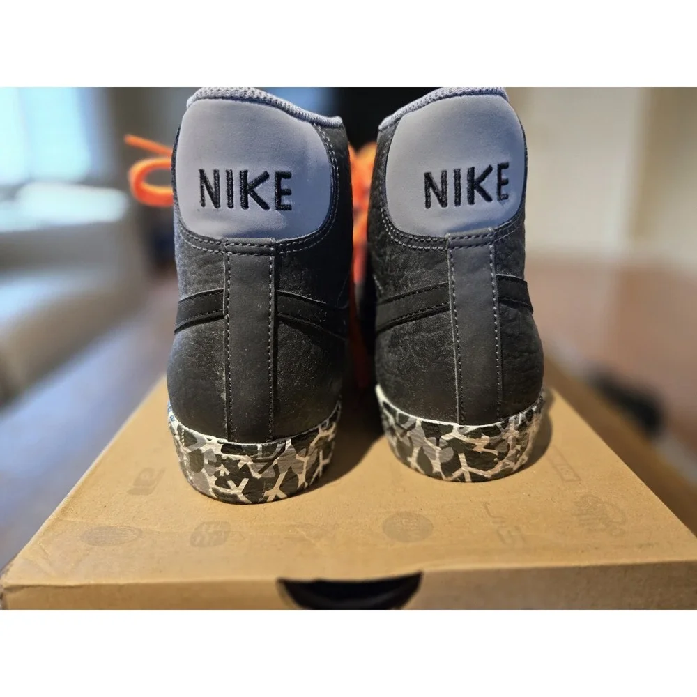 Nike photos textured uppers